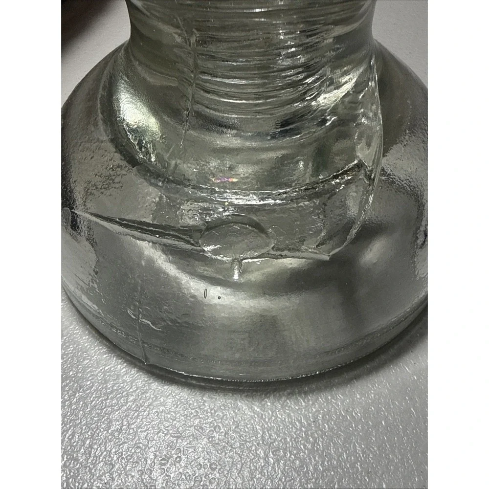 Hemingray D-514 Large‎ Petticoat Clear Glass Saddle Insulator (has Crack)
